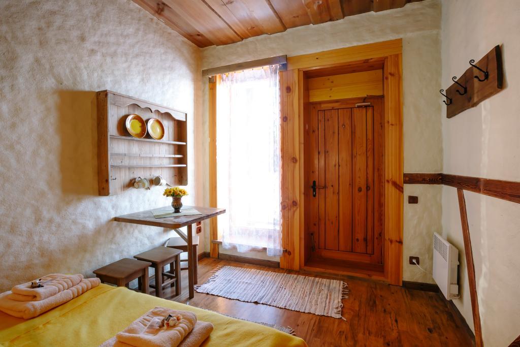Guest House And Camping Jurmala Ngoại thất bức ảnh